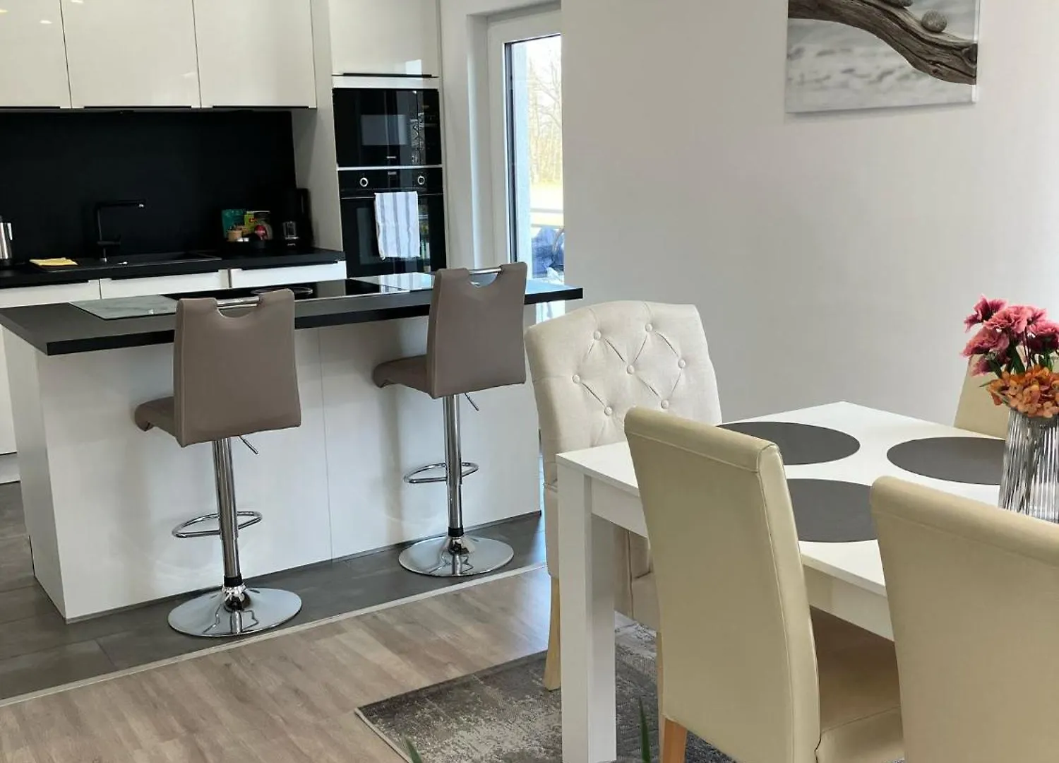 Moderne Einliegerwohnung Naehe Ingolstadt Und Bad Goegging Munchsmunster Germany